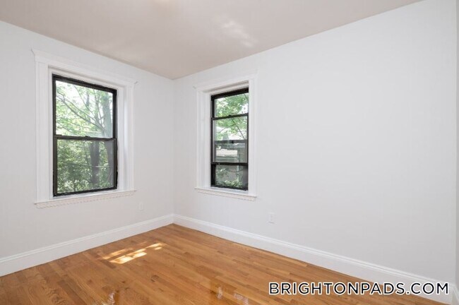 Photo - 12 Elko St Unit 10