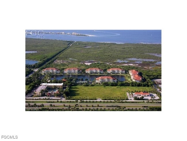 Building Photo - 20061 Sanibel View Cir Unit 203