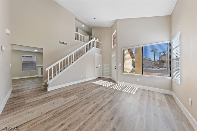 7627 Kalmalii Ave