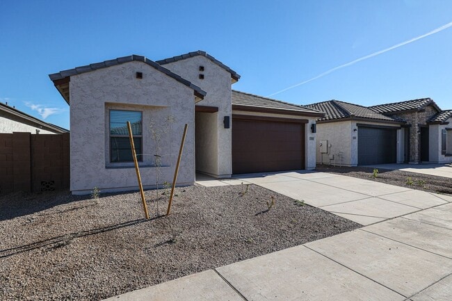 Building Photo - 4 Bedroom in Ambra Gated Community