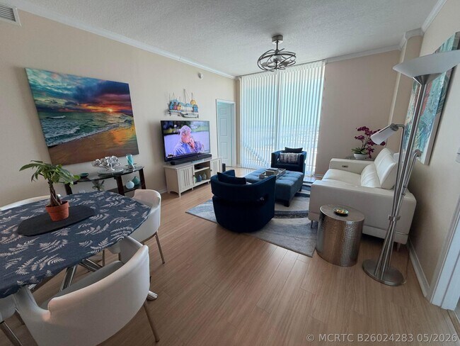 625 Casa Loma Blvd Unit 1504