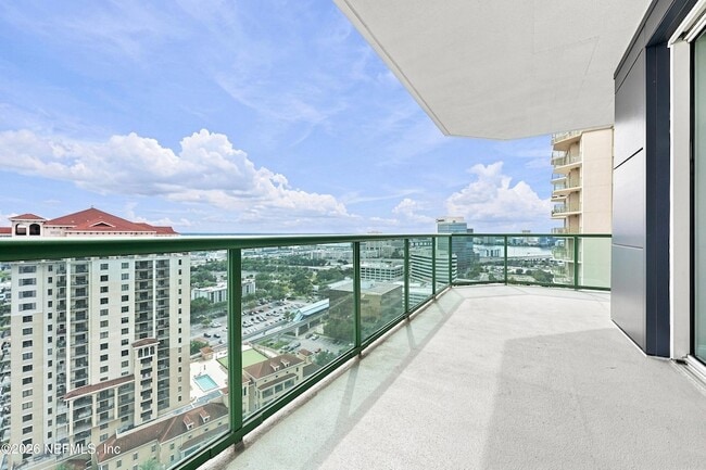 Photo - 1431 Riverplace Blvd