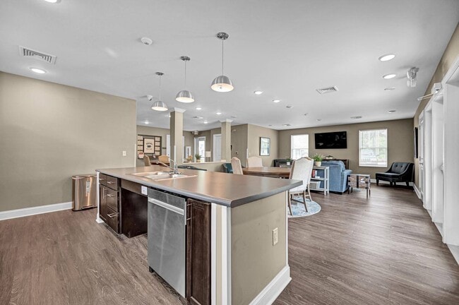 Photo - Kellinger Greene