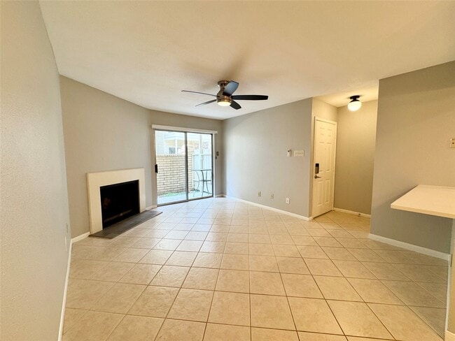 Photo - 2120 El Paseo St Unit 2305