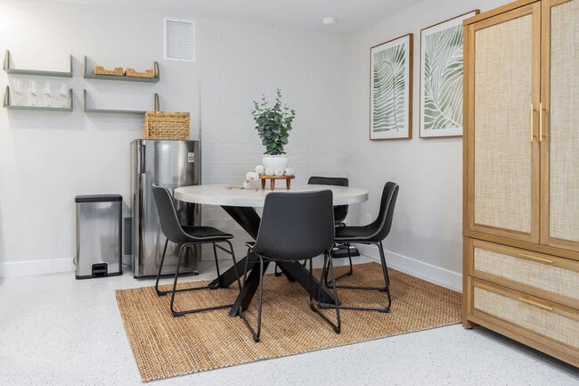 Photo - 4000 Highland Dr Unidad ID1353788P