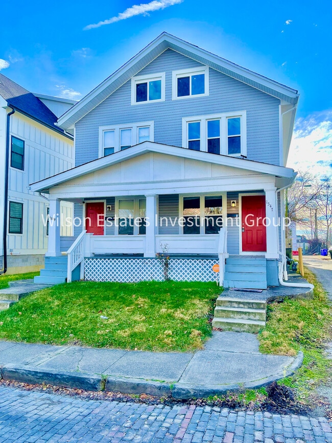 Building Photo - 1547 E Rich St Unit 1547