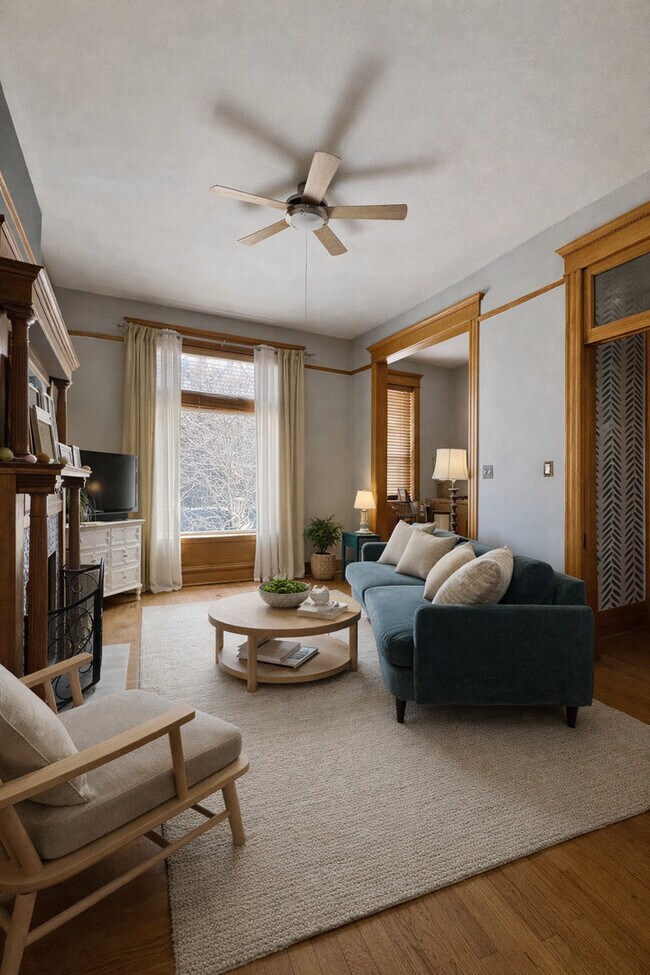 Photo - 4110 N Southport Ave