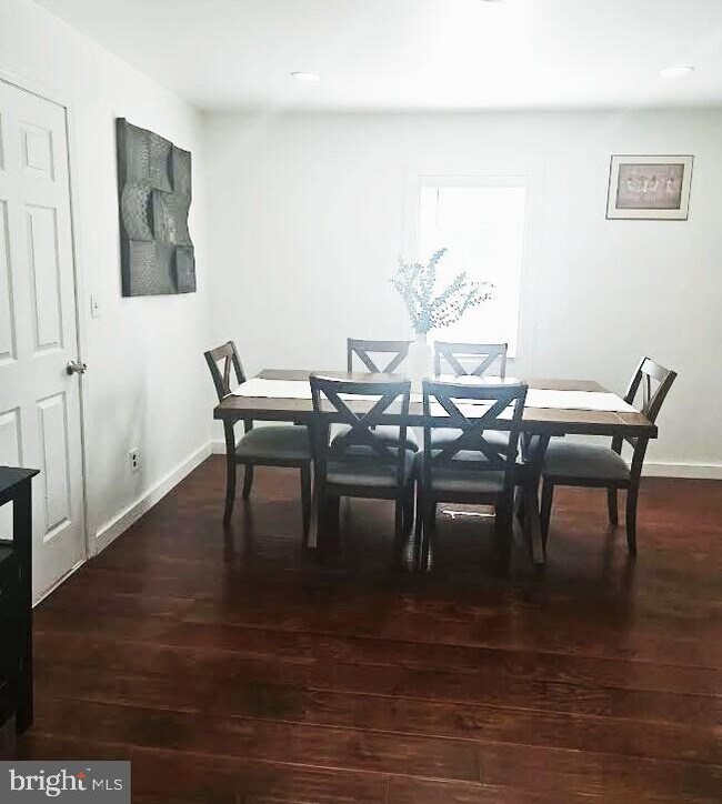 Photo - 3416 Groveton St