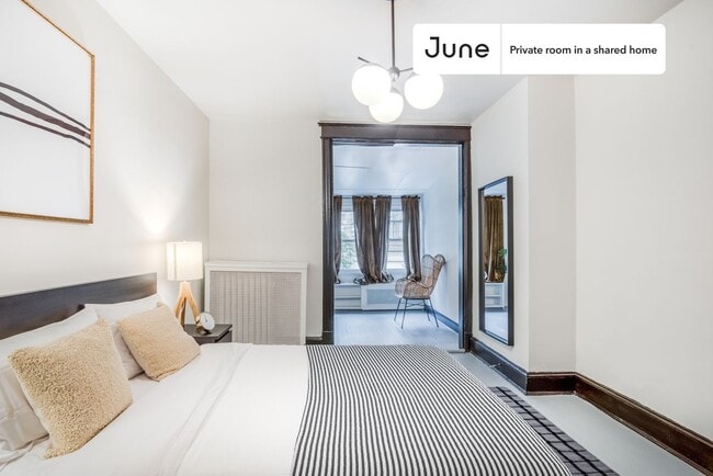 Photo - Room in Shared 5 bed/1 bath home Unidad D