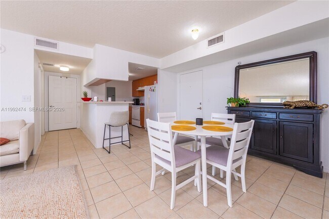 Photo - 816 NW 11th St Unit 606