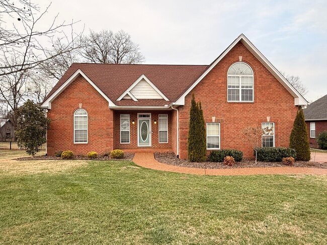 Building Photo - 129 Thoroughbred Way