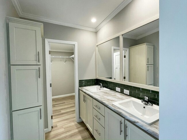 Photo - 3006 SW 108th St