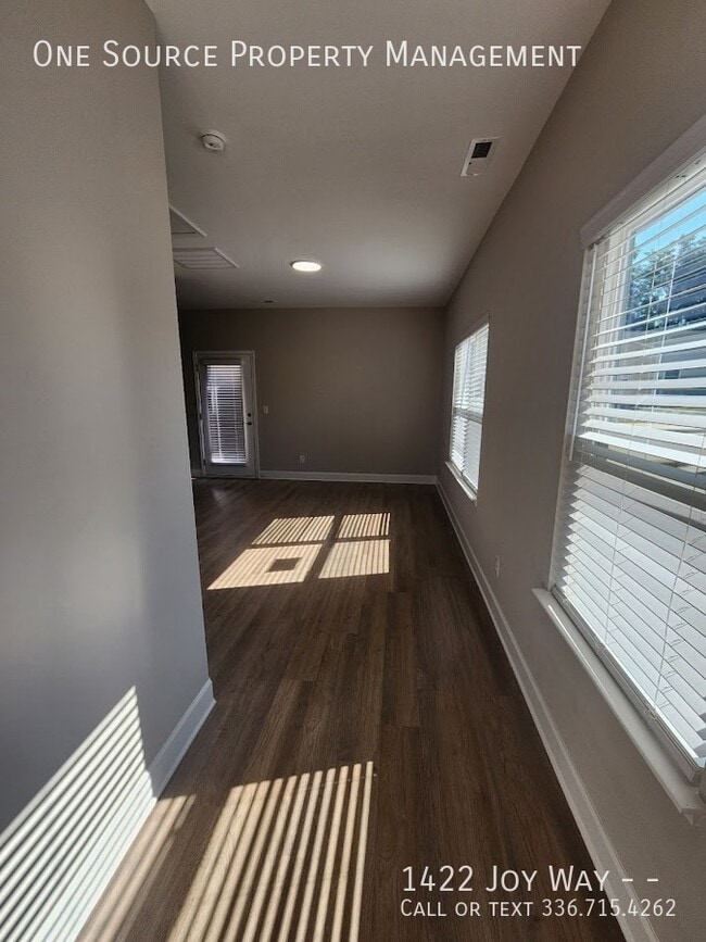 Photo - 1422 Joy Wy Unit -