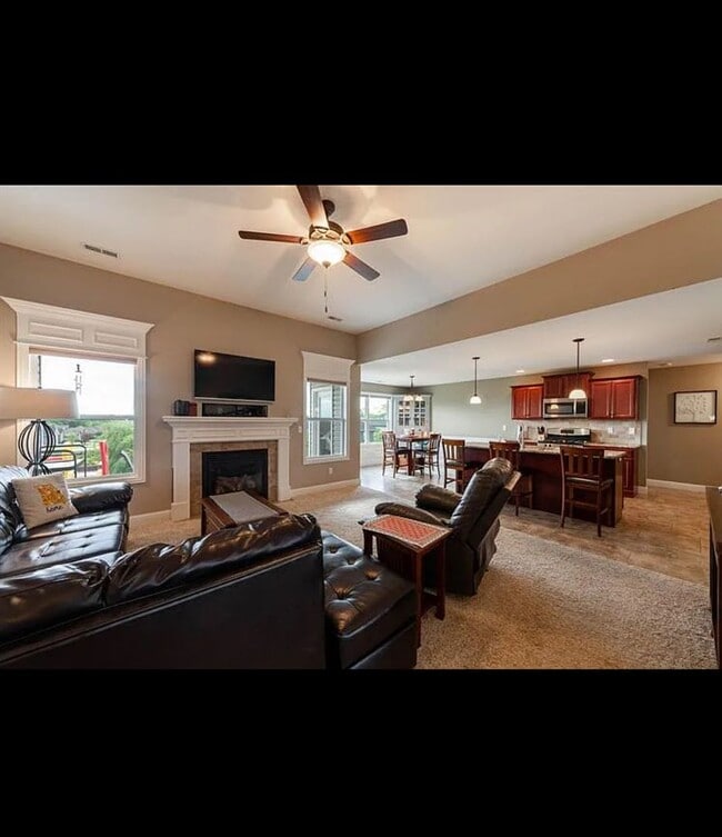 Photo - 4 bedroom 2 bath.