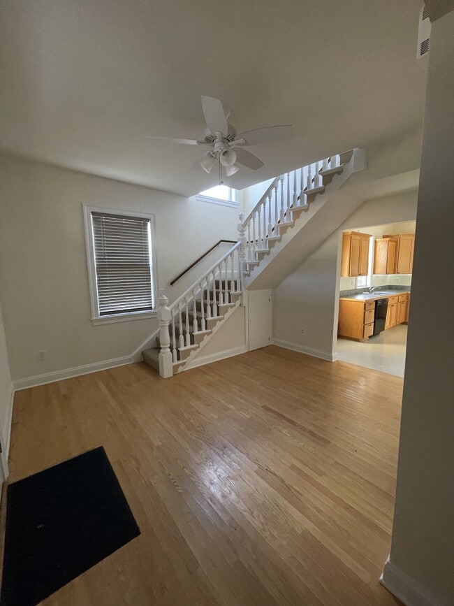 Photo - 814 Anderson St