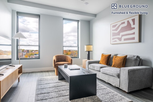 Building Photo - 365 Western Ave