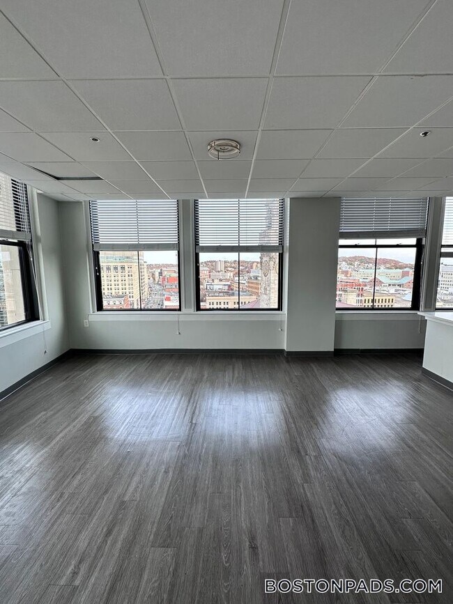 Photo - 507 Main St Apartment Unit 1104