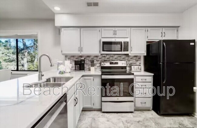 Photo - 4109 Pinehurst Cir Unit EE-15