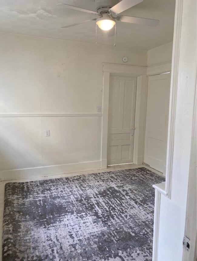 Photo - 211 E Oak St Unit 211EOak