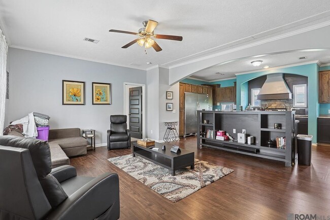Photo - 5711 Rollins Rd