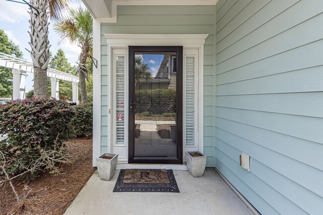 Photo - 4 Bedroom 3.5 Bath Townhouse in Kingsbridge at Park West - Mt Pleasant