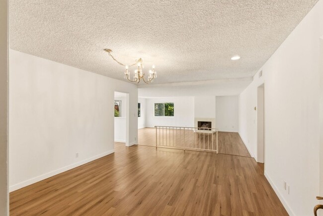 Photo - HUGE 2 bed 2 bath in Prime Santa Monica! Unit 808A Princeton St