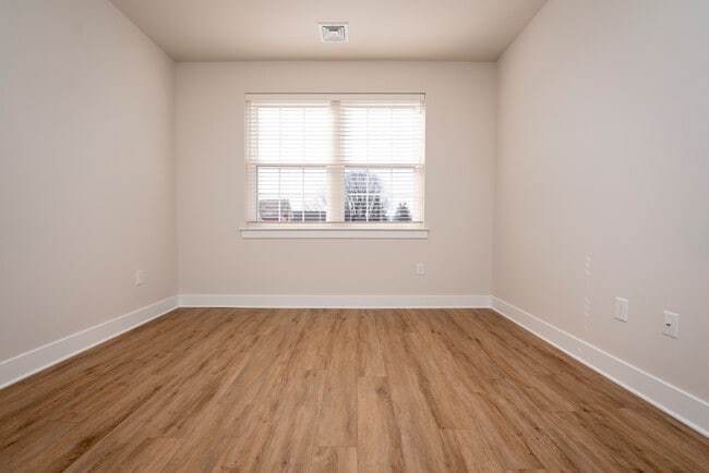 Photo - 1763 Madison Ave