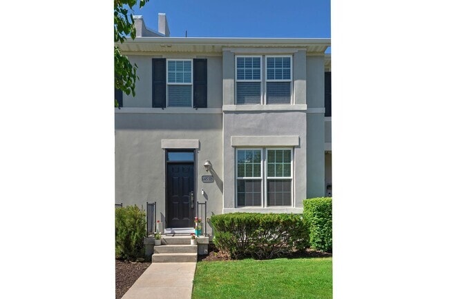Building Photo - Stunning Daybreak Townhome!  **Open House ...