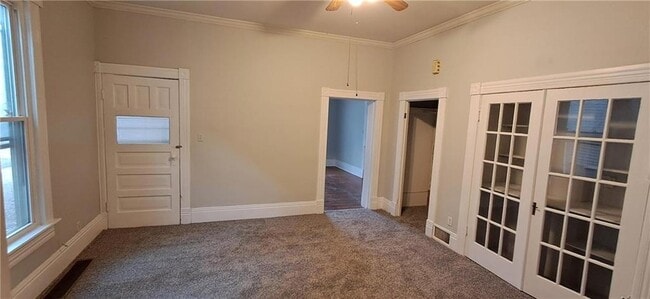 Photo - 635 N 22nd St