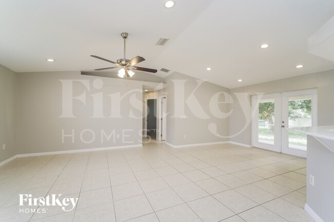 Photo - 2912 SW 2nd Ave
