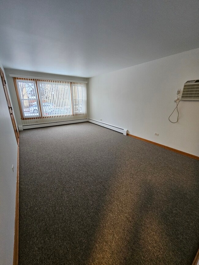 Photo - 6313 W Montrose Ave Unit 1st