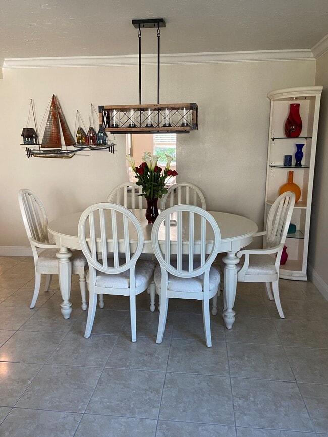 Photo - 4340 Falmouth Dr Unidad 201