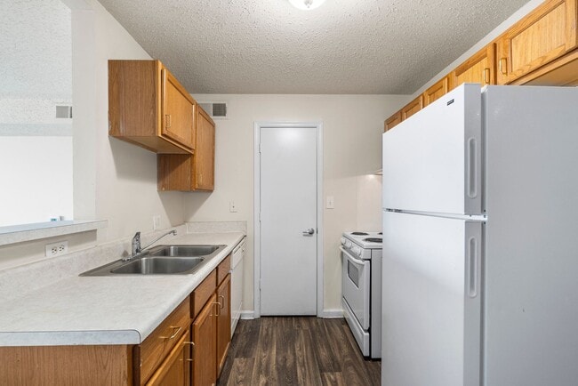 Photo - Victory Square 55+ Senior Community