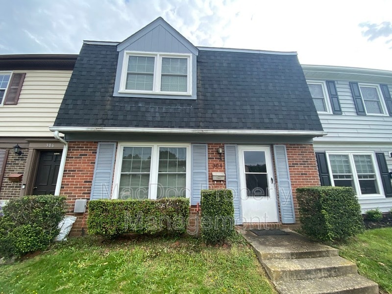 Photo - 304 Garfield Ct