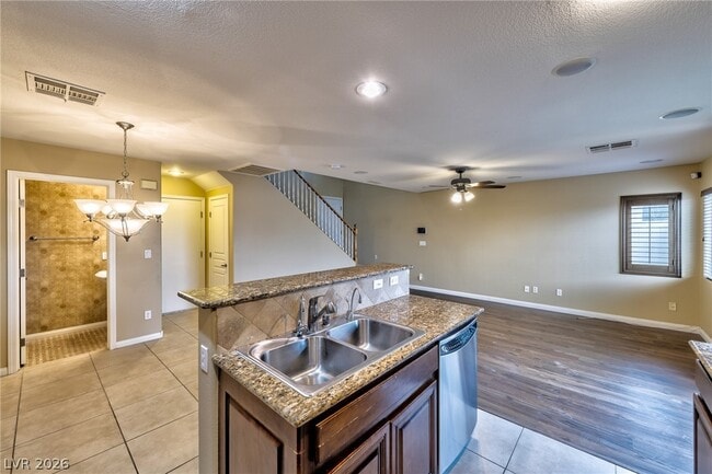 Photo - 5288 Judkins Dr