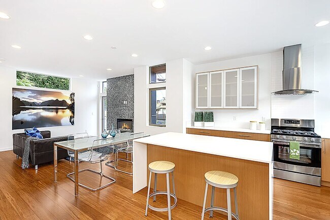 Kitchen With Island