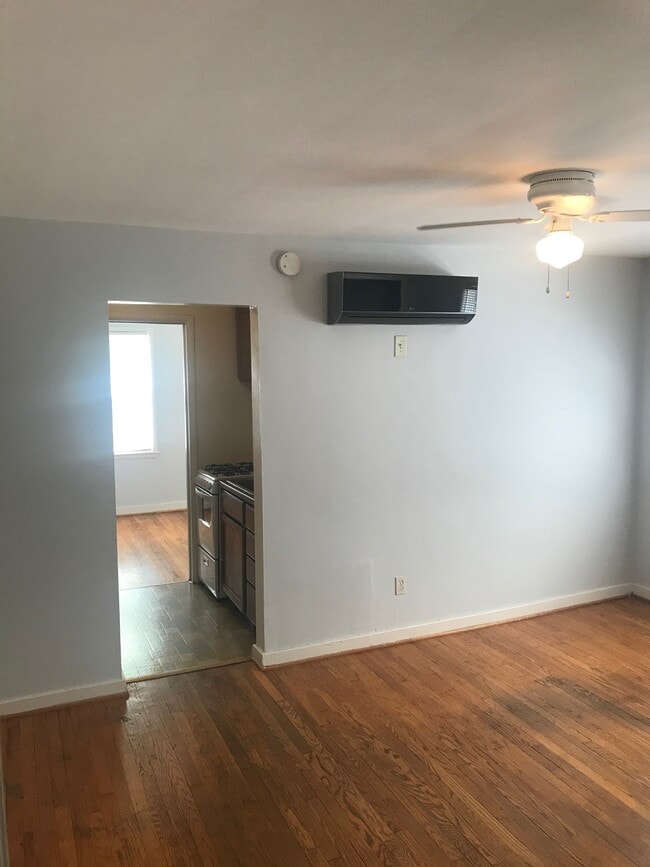 Photo - 720 N Monroe St Unit 2