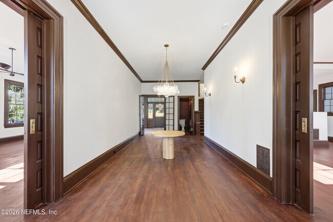 Photo - 2979 St Johns Ave