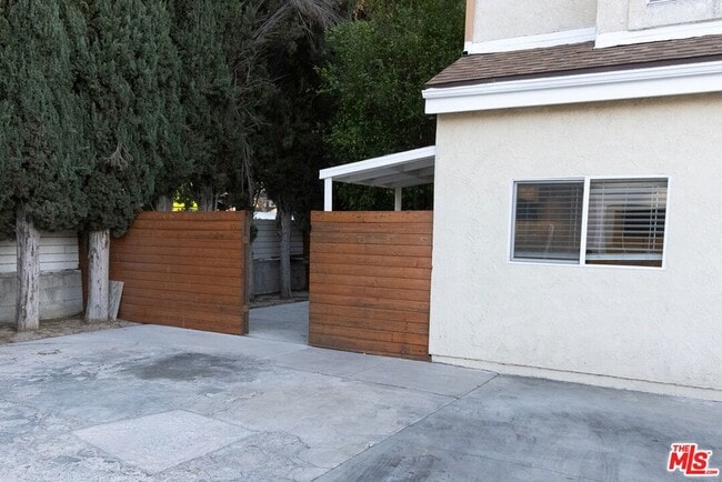 Photo - 20102 Baltar St