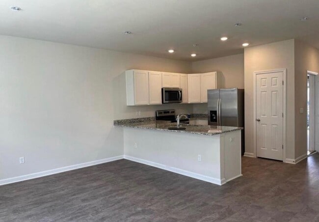 Photo - 201 Baker Dr