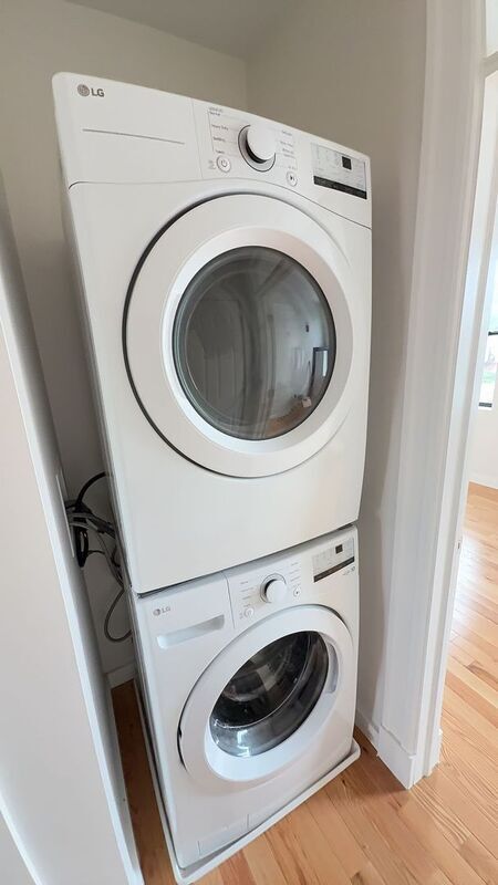 Photo - 2527 St Paul St Unit 3A