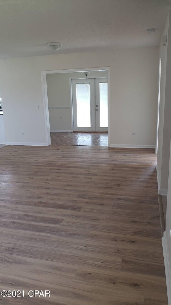 Photo - 2809 E 17th St