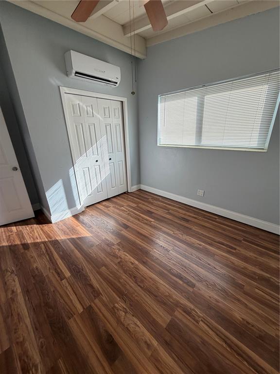 Photo - 4210 SW 10th St