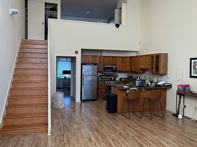 Photo - "Chic Urban Living: 2-Bed, 2-Bath Gem on Harrison St in SF!"