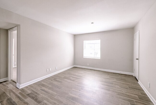 Photo - Collier Flats