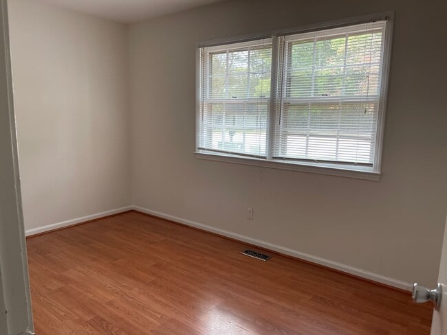 Photo - Lovely 3 Bedroom Ranch Home in Raleigh!