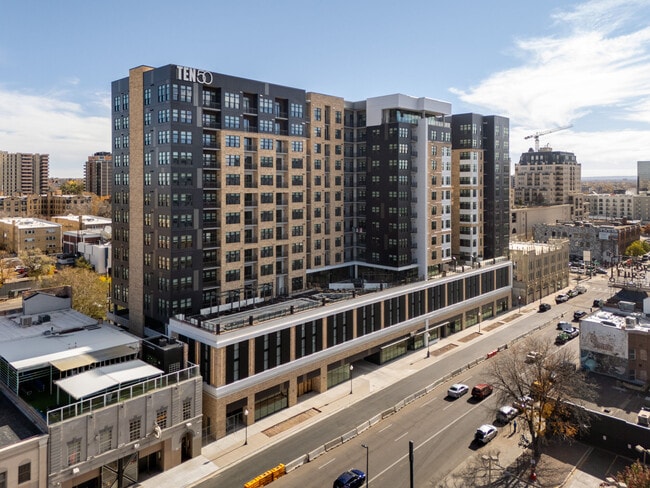 Building Photo - Ten50