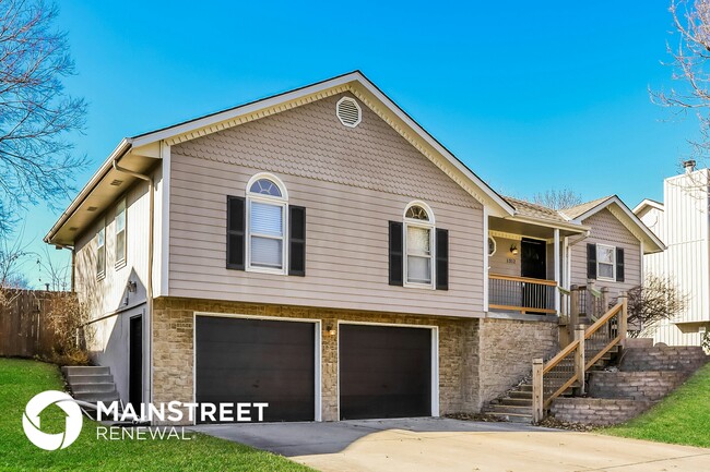 1312 NE Ball Dr