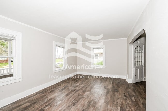 Photo - 2114 W Callender Ave