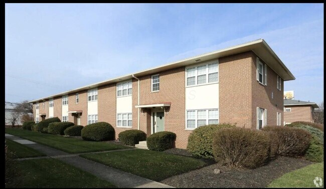 Building Photo - 1813 Kenny Rd Unit 1809 Rental